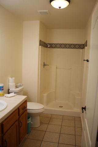 4714 W Ashland Avenue, Visalia, CA 93277