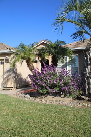 4714 W Ashland Avenue, Visalia, CA 93277