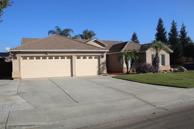 4714 W Ashland Avenue, Visalia, CA 93277
