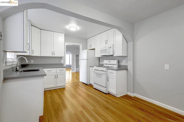 2118 California ST, Berkeley, CA 94703