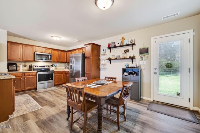100 Belle Meade Court, Benson, NC 27504