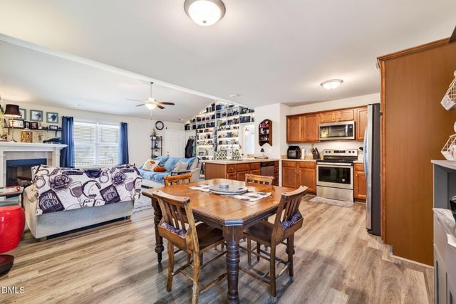 100 Belle Meade Court, Benson, NC 27504