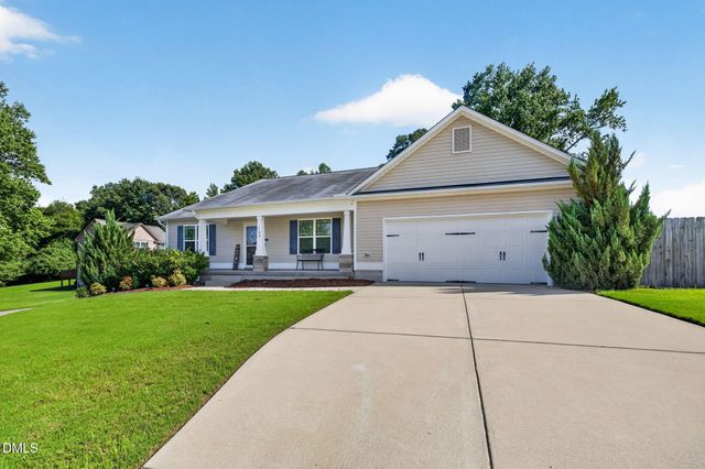 100 Belle Meade Court, Benson, NC 27504