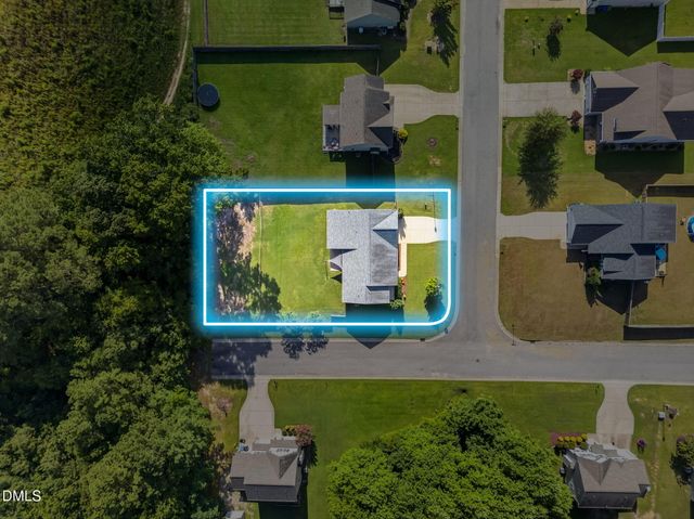 100 Belle Meade Court, Benson, NC 27504