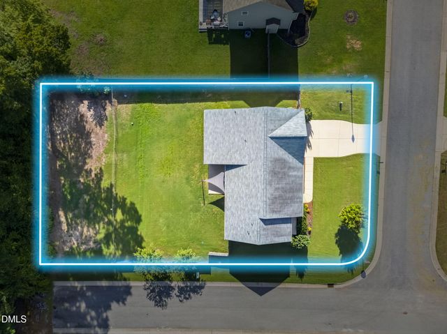 100 Belle Meade Court, Benson, NC 27504