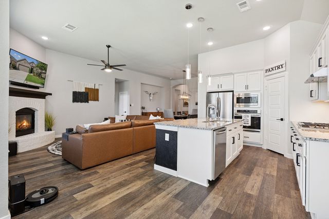 3121 Pioneer Path, Little Elm, TX 75068