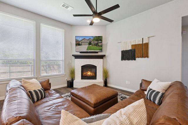 3121 Pioneer Path, Little Elm, TX 75068