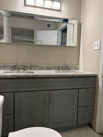 346 Carpenter Drive 39, Atlanta, GA 30328
