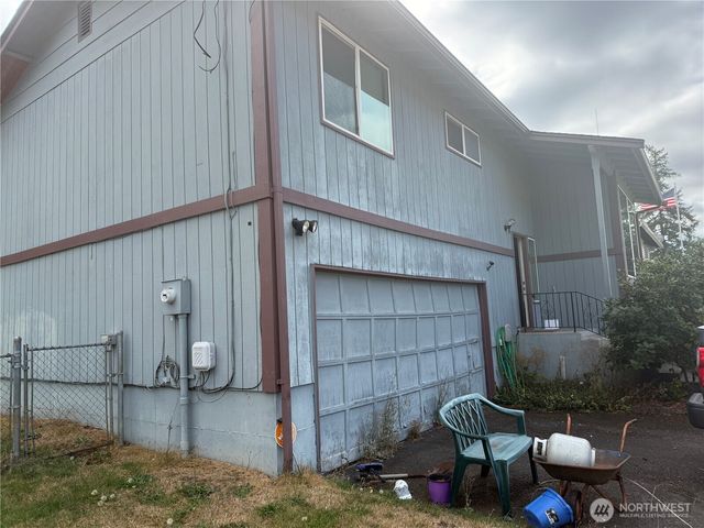 16823 20th Avenue Ct E, Spanaway, WA 98387