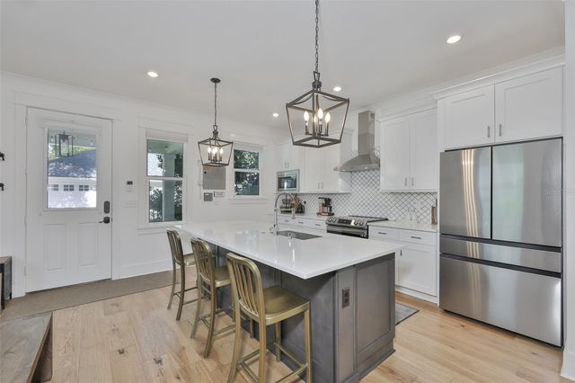 2204 N CENTRAL AVENUE 1, Tampa, FL 33602