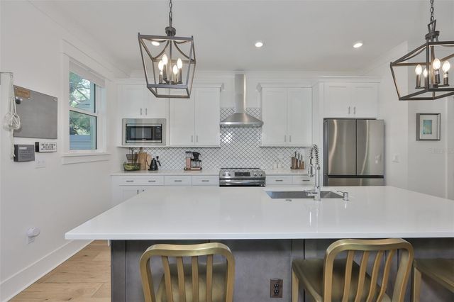 2204 N CENTRAL AVENUE 1, Tampa, FL 33602