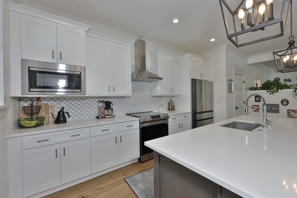 Image 12 of property listing at 2204 N CENTRAL AVENUE 1, Tampa, FL 33602