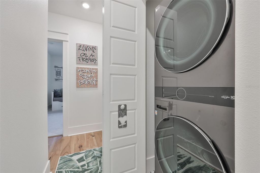 Image 19 of property listing at 2204 N CENTRAL AVENUE 1, Tampa, FL 33602