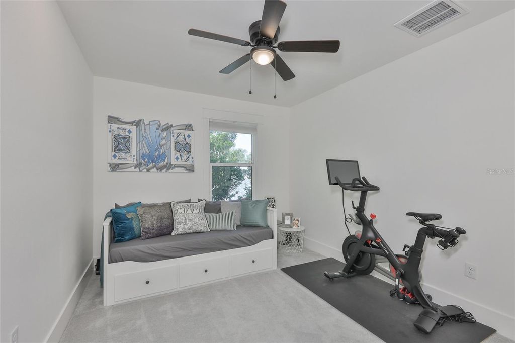 Image 26 of property listing at 2204 N CENTRAL AVENUE 1, Tampa, FL 33602