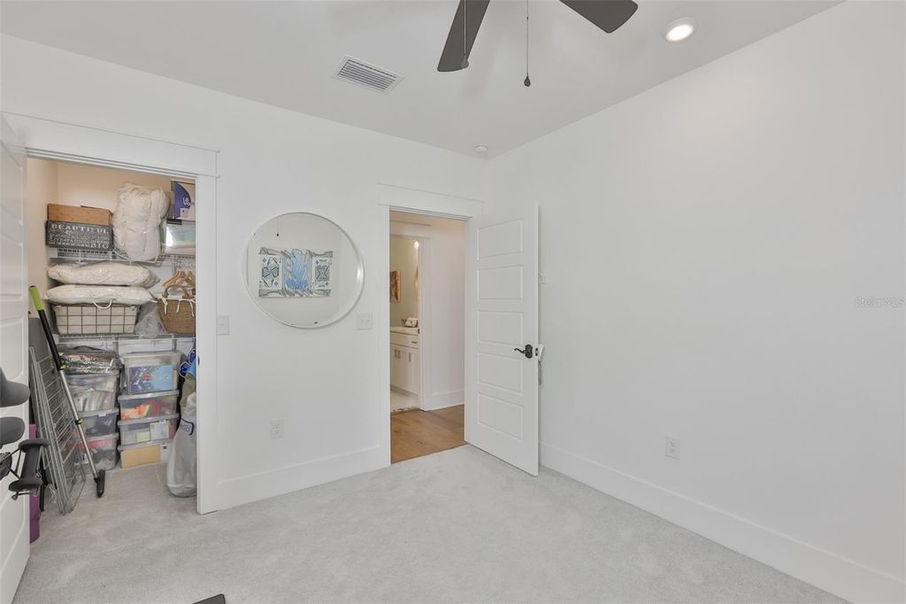 Image 29 of property listing at 2204 N CENTRAL AVENUE 1, Tampa, FL 33602