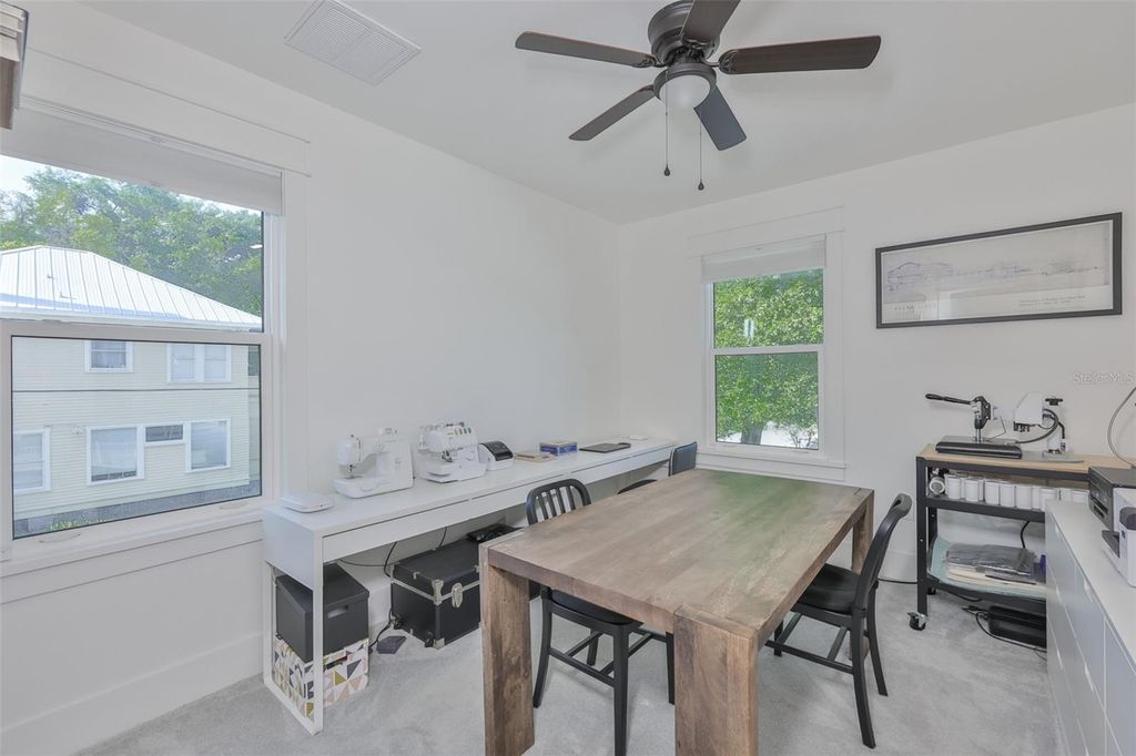 Image 31 of property listing at 2204 N CENTRAL AVENUE 1, Tampa, FL 33602