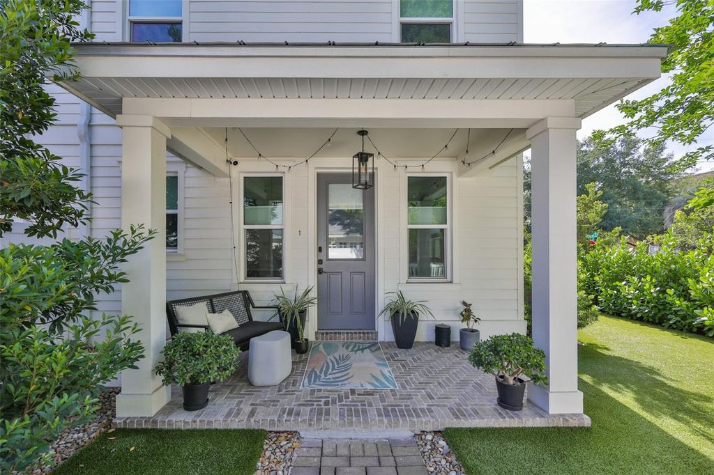 Image 33 of property listing at 2204 N CENTRAL AVENUE 1, Tampa, FL 33602