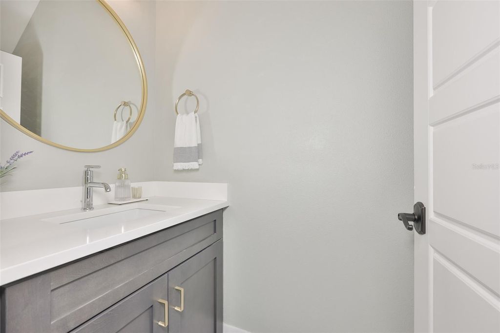 Image 5 of property listing at 2204 N CENTRAL AVENUE 1, Tampa, FL 33602