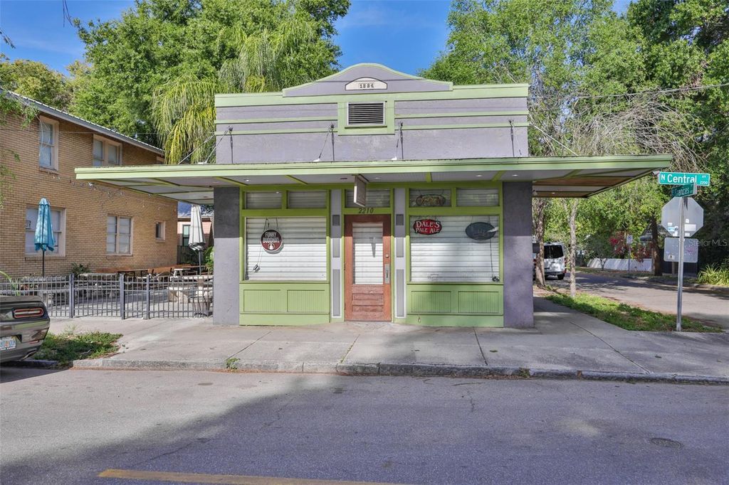 Image 44 of property listing at 2204 N CENTRAL AVENUE 1, Tampa, FL 33602