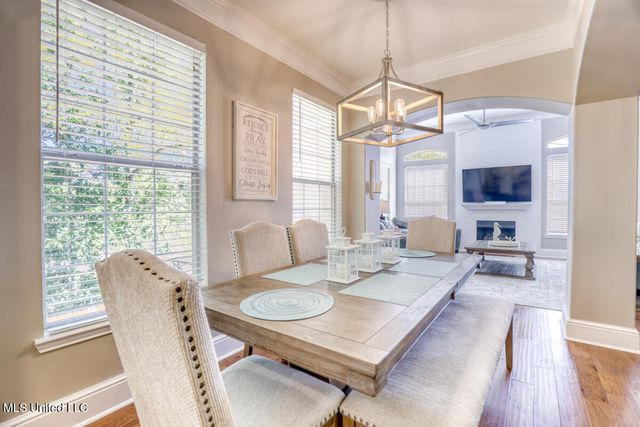 2252 Beach Drive, 706, Gulfport, MS 39507