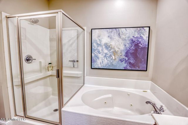 2252 Beach Drive, 706, Gulfport, MS 39507