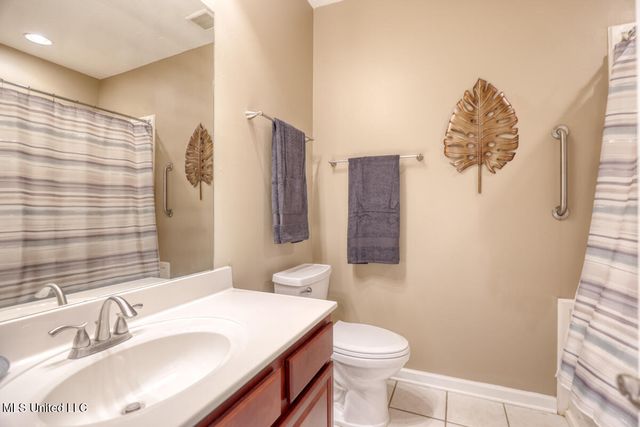 2252 Beach Drive, 706, Gulfport, MS 39507