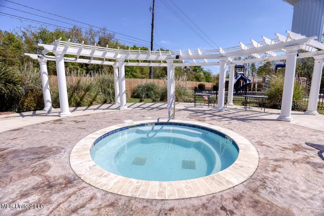 2252 Beach Drive, 706, Gulfport, MS 39507