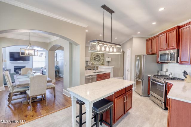 2252 Beach Drive, 706, Gulfport, MS 39507