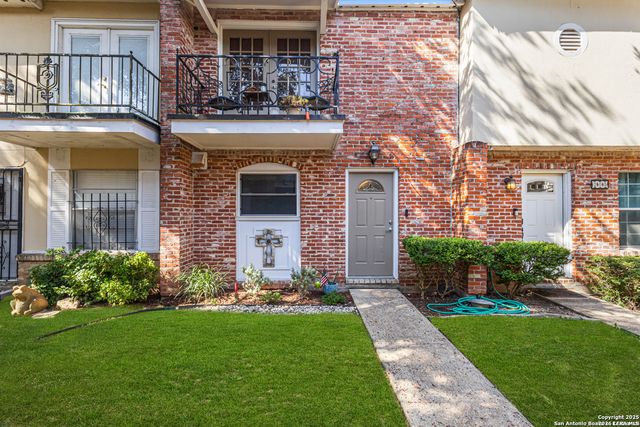 6718 Callaghan Rd Apt 206, San Antonio, TX 78229