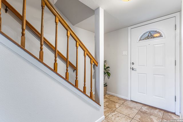 6718 Callaghan Rd Apt 206, San Antonio, TX 78229