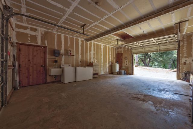 4363 Glory Hole Dr, Camino, CA 95709