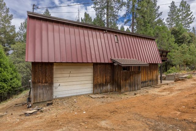 4363 Glory Hole Dr, Camino, CA 95709