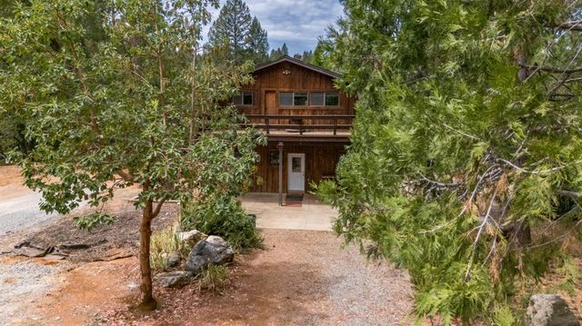 4363 Glory Hole Dr, Camino, CA 95709