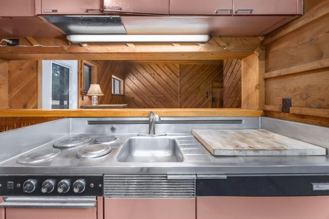 4363 Glory Hole Dr, Camino, CA 95709