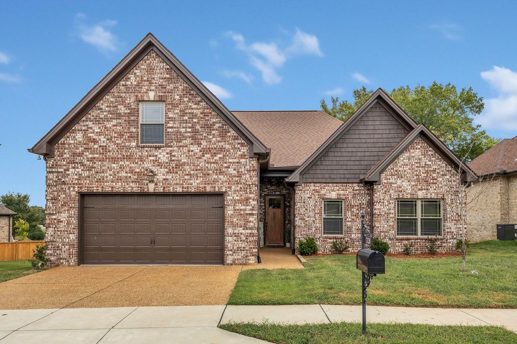 7128 Silverwood Trl, Hermitage, TN 37076