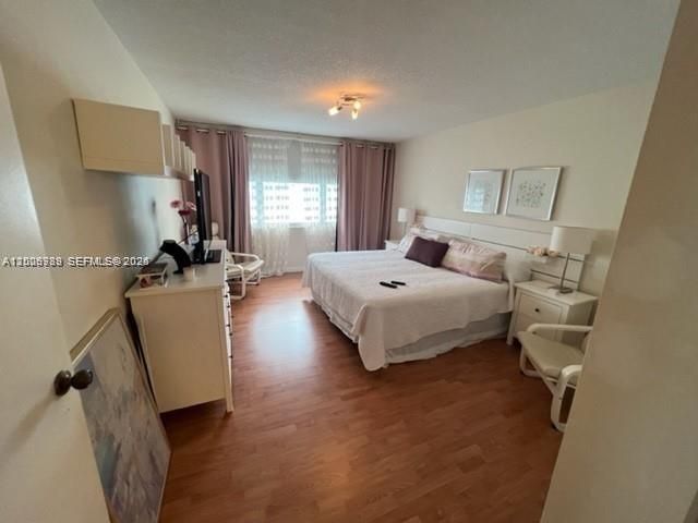 16570 NE 26th Avenue 4A, North Miami Beach, FL 33160