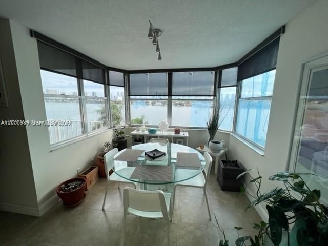 16570 NE 26th Avenue 4A, North Miami Beach, FL 33160