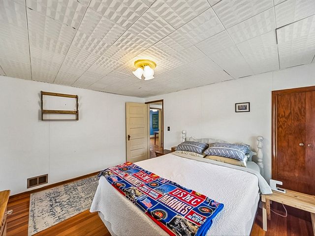 401 Prairie Street, Guthrie Center, IA 50115