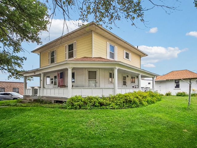 401 Prairie Street, Guthrie Center, IA 50115