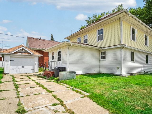 401 Prairie Street, Guthrie Center, IA 50115
