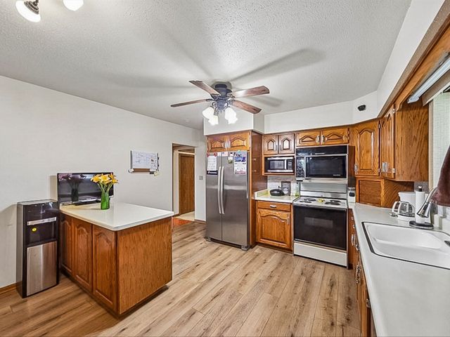 401 Prairie Street, Guthrie Center, IA 50115