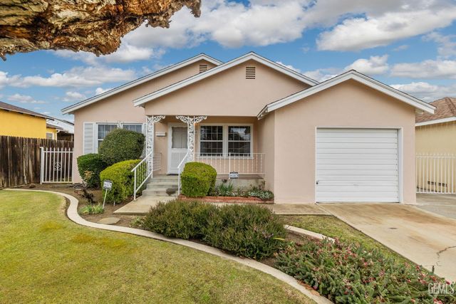 2416 Barnett Street, Bakersfield, CA 93308