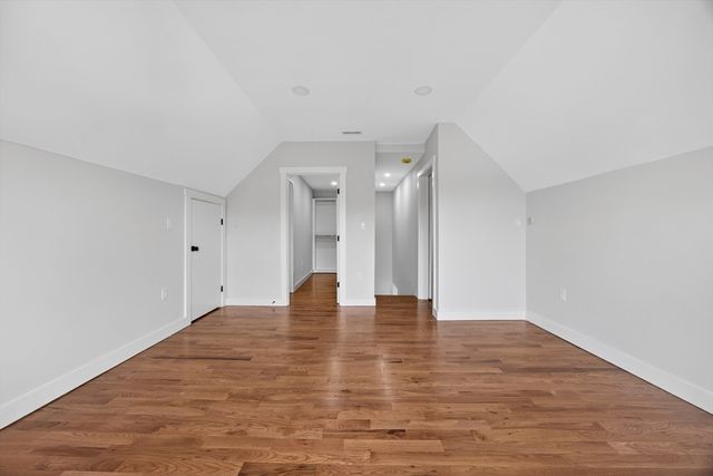 21 Hutchinson St 2, Winthrop, MA 02152