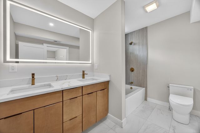 21 Hutchinson St 2, Winthrop, MA 02152