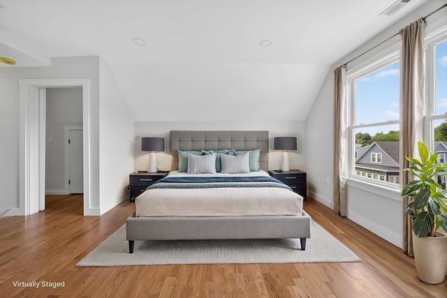21 Hutchinson St 2, Winthrop, MA 02152