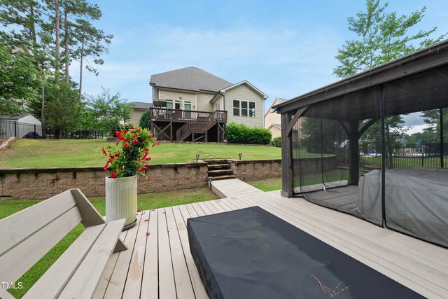 1089 Queensdale Drive, Cary, NC 27519