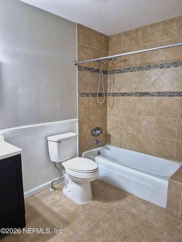 5201 ATLANTIC Boulevard 128, Jacksonville, FL 32207