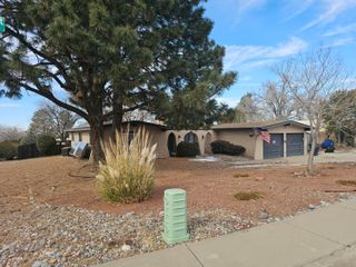 1121 Wagon Wheel Street SE, Albuquerque, NM 87123