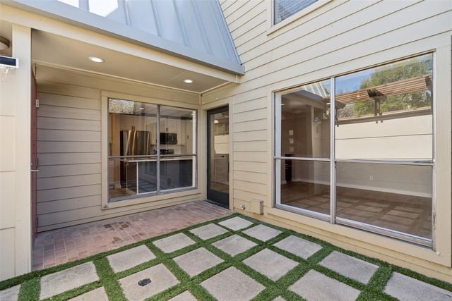 3955 Buena Vista Street D, Dallas, TX 75204