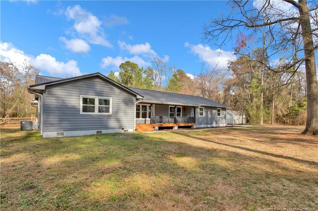 305 E Third Street, Parkton, NC 28371